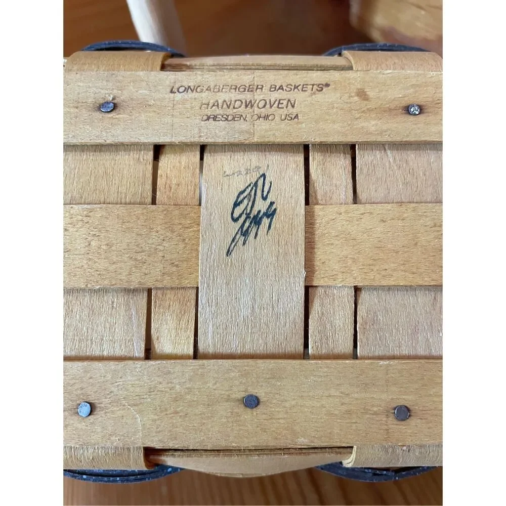 Vintage 90s Longaberger Basket